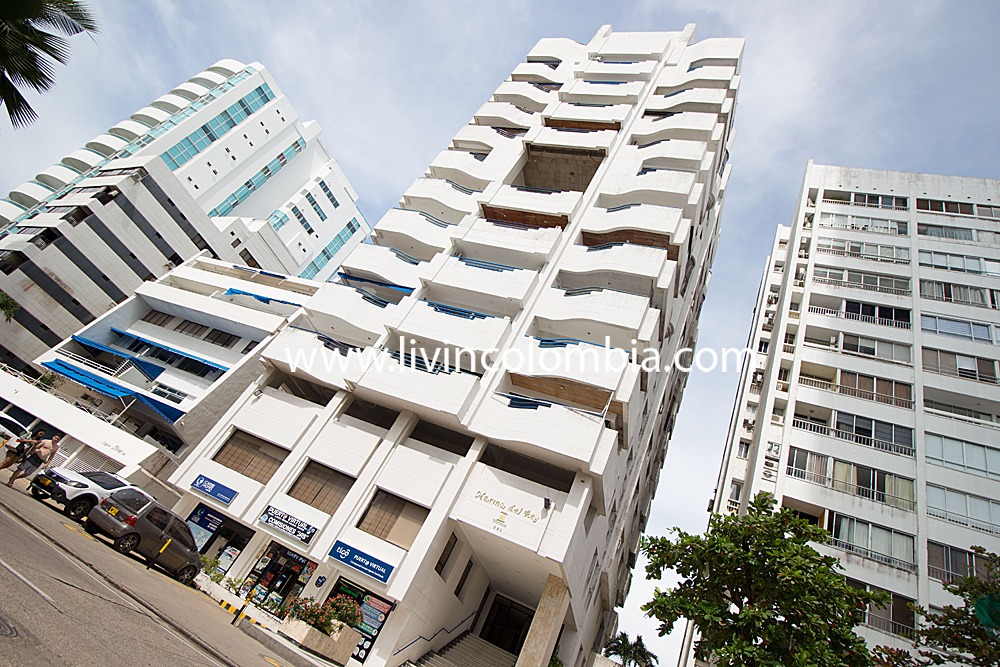 704MRY - Tropical Paradise - con vista al laguito y al mar 